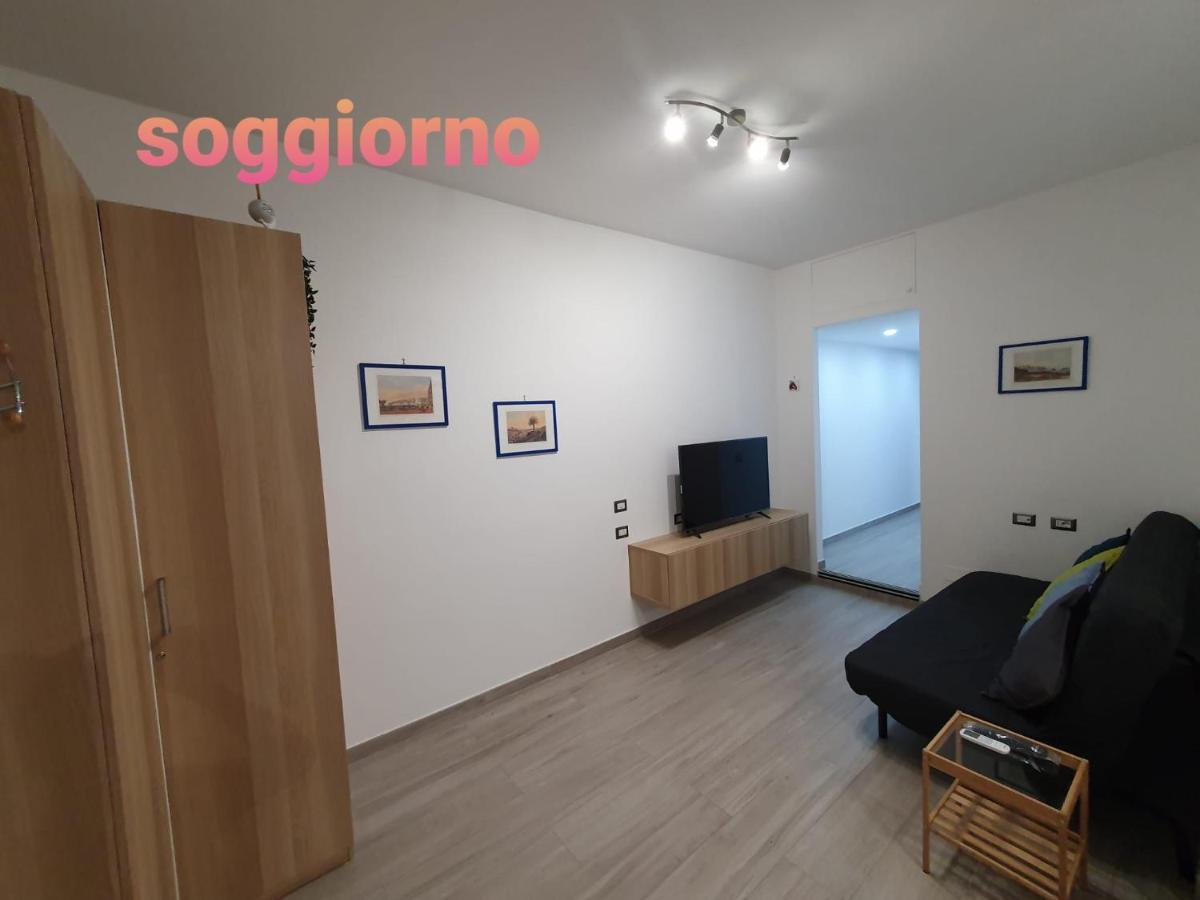 @Home Napoli Kültér fotó